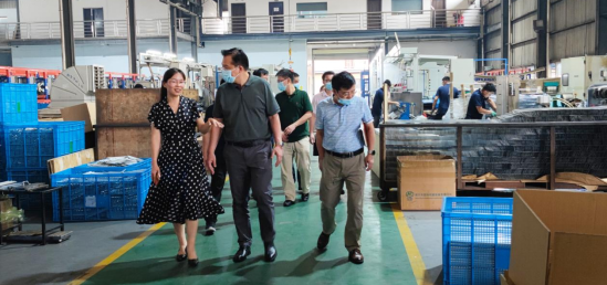 Li Geng, Secretary of the Party Working Committee of Nanning high tech Zone, and his delegation visited our company to carry out research work